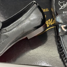 男码+20 ChristinLouboutin/CL26WF新品 复古褶皱英伦乐情侣款福鞋 金属扣自带奢牌锋芒 手工褶皱 男码+20 ChristinLouboutin/CL26WF新品 复古褶皱英伦乐情侣款福鞋 金属扣自带奢牌锋芒 手工褶皱