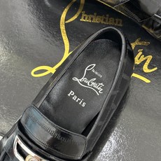 男码+20 ChristinLouboutin/CL26WF新品 复古褶皱英伦乐情侣款福鞋 金属扣自带奢牌锋芒 手工褶皱 男码+20 ChristinLouboutin/CL26WF新品 复古褶皱英伦乐情侣款福鞋 金属扣自带奢牌锋芒 手工褶皱