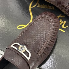 男码+20 ChristinLouboutin/CL26WF新品 复古褶皱英伦乐情侣款福鞋 金属扣自带奢牌锋芒 手工褶皱 男码+20 ChristinLouboutin/CL26WF新品 复古褶皱英伦乐情侣款福鞋 金属扣自带奢牌锋芒 手工褶皱