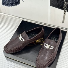 男码+20 ChristinLouboutin/CL26WF新品 复古褶皱英伦乐情侣款福鞋 金属扣自带奢牌锋芒 手工褶皱 男码+20 ChristinLouboutin/CL26WF新品 复古褶皱英伦乐情侣款福鞋 金属扣自带奢牌锋芒 手工褶皱