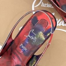 ChristinLouboutin/CL26WF新品 细带夹趾高跟细跟凉鞋 红底是品牌灵魂 细带勾勒纤细脚线 夹趾设计自 ChristinLouboutin/CL26WF新品 细带夹趾高跟细跟凉鞋 红底是品牌灵魂 细带勾勒纤细脚线 夹趾设计自