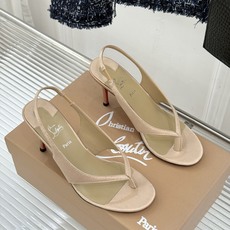 ChristinLouboutin/CL26WF新品 细带夹趾高跟细跟凉鞋 红底是品牌灵魂 细带勾勒纤细脚线 夹趾设计自 ChristinLouboutin/CL26WF新品 细带夹趾高跟细跟凉鞋 红底是品牌灵魂 细带勾勒纤细脚线 夹趾设计自