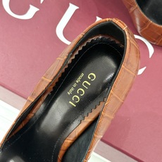 Gucci/古驰26WF新品Donna系列 马衔扣尖头高跟鞋凉鞋 经典马衔扣缀鞋面 尖头线条修饰纤细脚型 细跟拉长腿型比 Gucci/古驰26WF新品Donna系列 马衔扣尖头高跟鞋凉鞋 经典马衔扣缀鞋面 尖头线条修饰纤细脚型 细跟拉长腿型比