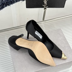 Jimmy Choo/吉米周26WF新品 真丝金属头侧空高跟鞋 真丝缎面贴脚背 金属鞋头凝一抹冷冽光 侧空裁出纤细脚踝 Jimmy Choo/吉米周26WF新品 真丝金属头侧空高跟鞋 真丝缎面贴脚背 金属鞋头凝一抹冷冽光 侧空裁出纤细脚踝