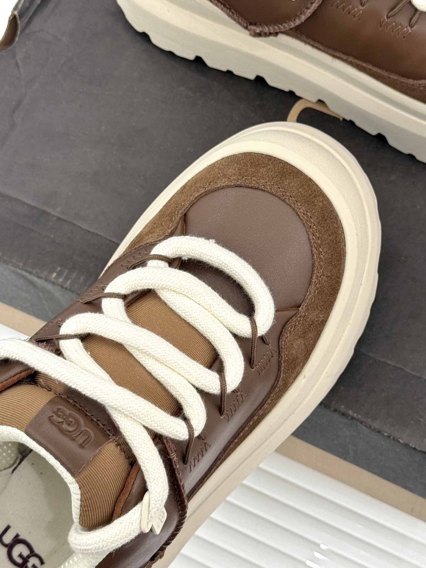 （男码➕10） UGG 26WF新品复古厚底拼色 情侣款系带增高休闲鞋运动鞋 复古拼色质感拉满 厚底增高秒变大长腿 系带