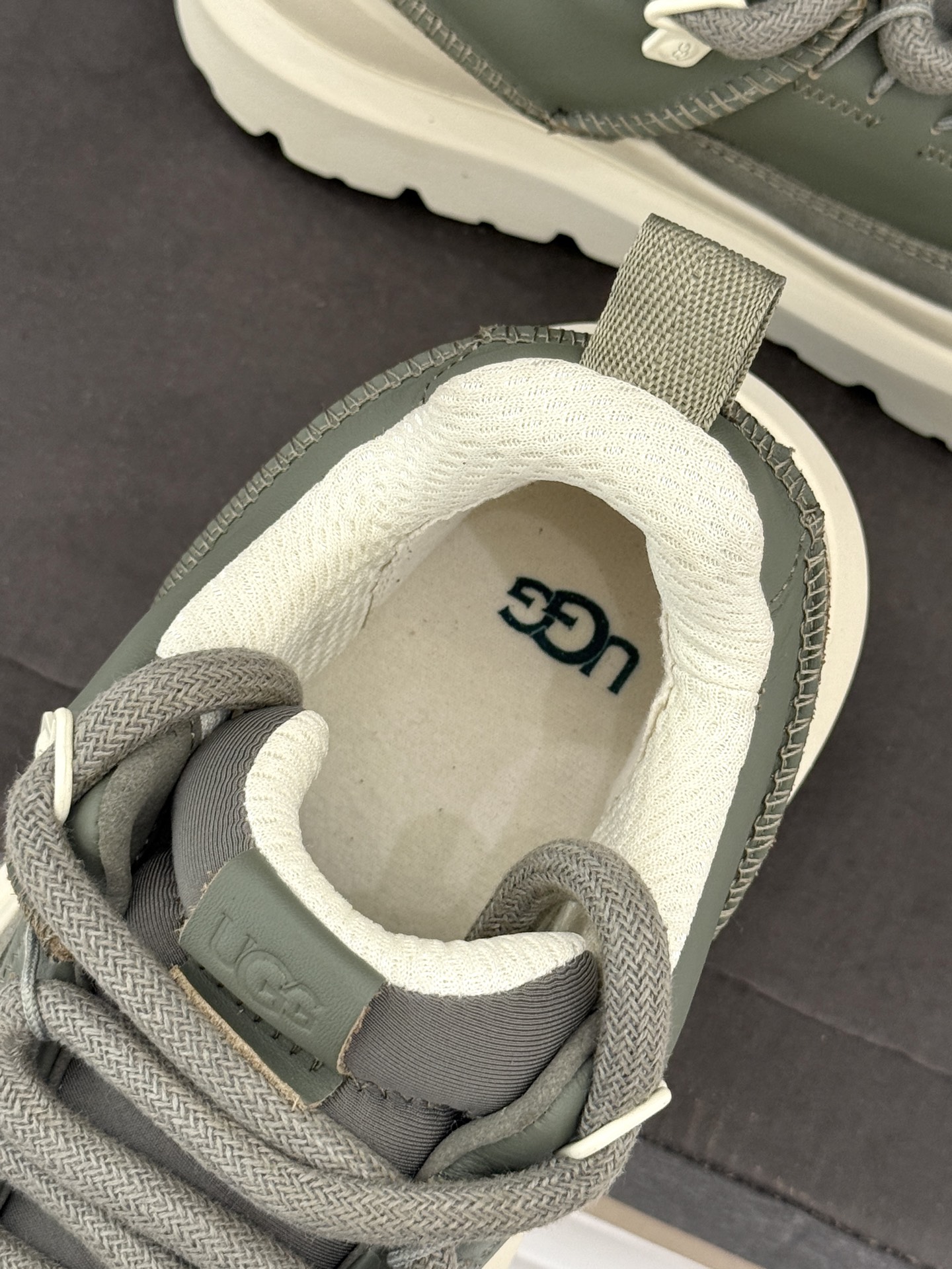 (男码➕10) UGG 26WF新品复古厚底拼色 情侣款系带增高休闲鞋运动鞋 复古拼色质感拉满 厚底增高秒变大长腿 系带 (男码➕10) UGG 26WF新品复古厚底拼色 情侣款系带增高休闲鞋运动鞋 复古拼色质感拉满 厚底增高秒变大长腿 系带