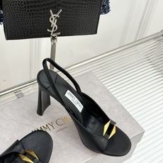 Jimmy Choo/吉米周26WF新品 金属扣露趾粗跟凉鞋 金属扣精致亮眼 露趾剪裁利落显脚瘦 粗跟稳当不累脚 上脚气 Jimmy Choo/吉米周26WF新品 金属扣露趾粗跟凉鞋 金属扣精致亮眼 露趾剪裁利落显脚瘦 粗跟稳当不累脚 上脚气