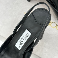 Jimmy Choo/吉米周26WF新品 金属扣露趾粗跟凉鞋 金属扣精致亮眼 露趾剪裁利落显脚瘦 粗跟稳当不累脚 上脚气 Jimmy Choo/吉米周26WF新品 金属扣露趾粗跟凉鞋 金属扣精致亮眼 露趾剪裁利落显脚瘦 粗跟稳当不累脚 上脚气