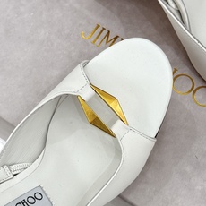Jimmy Choo/吉米周26WF新品 金属扣露趾粗跟凉鞋 金属扣精致亮眼 露趾剪裁利落显脚瘦 粗跟稳当不累脚 上脚气 Jimmy Choo/吉米周26WF新品 金属扣露趾粗跟凉鞋 金属扣精致亮眼 露趾剪裁利落显脚瘦 粗跟稳当不累脚 上脚气