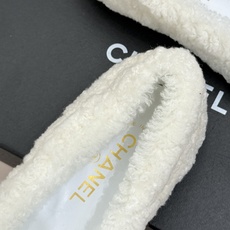 CHANE*|小香26K新品双C 一脚蹬拼色平底毛毛鞋 黑白拼色戳中审美 经典双C低调精致 一脚蹬设计超好穿脱 平底上脚 CHANE*|小香26K新品双C 一脚蹬拼色平底毛毛鞋 黑白拼色戳中审美 经典双C低调精致 一脚蹬设计超好穿脱 平底上脚