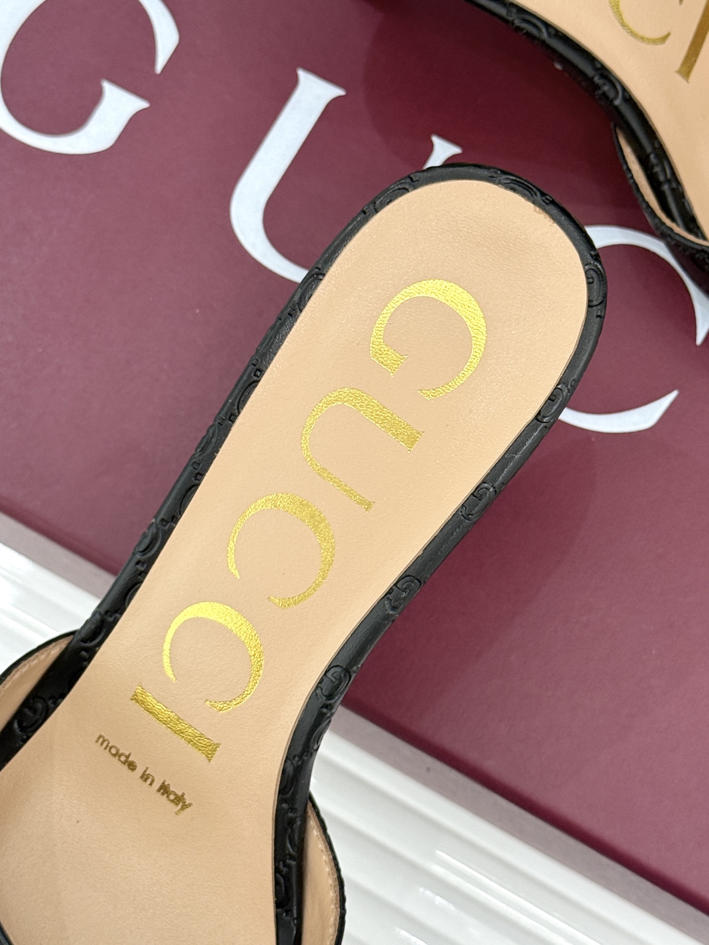 Gucci Slides