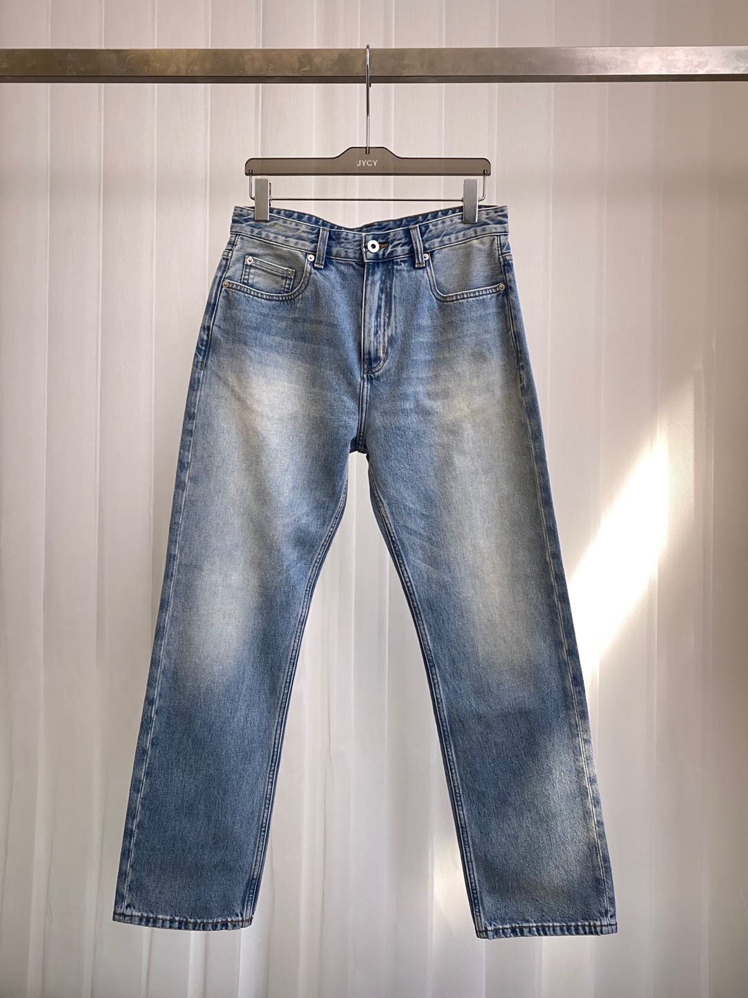 Warren’s Water-Washed Blue Cat Stripes White Man Jeans Review - 图片 1
