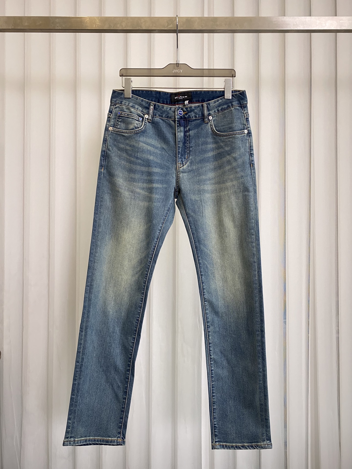 NO:121378,Kiton's new retro jeans original replica herringbone nameplate soft and skin-friendly denim fabric strongly recommended   washing foreign trade quality details are fully processed. Trendy colors do not fade. Elastic slim straight-leg pants. Size. 29-38 is 35 and 37 sizes, jeans, alexander wang19860909Kiton奇.顿新品复古色牛仔裤 原版复刻人字纹铭牌 柔软亲肤牛仔面料 重磅强烈推荐  洗水外贸 品质感细节处理满满到位 潮流色系不掉色 弹力修身直筒裤型 尺码.29-38有35无37码,,jeans,alexander wang,Men's clothing