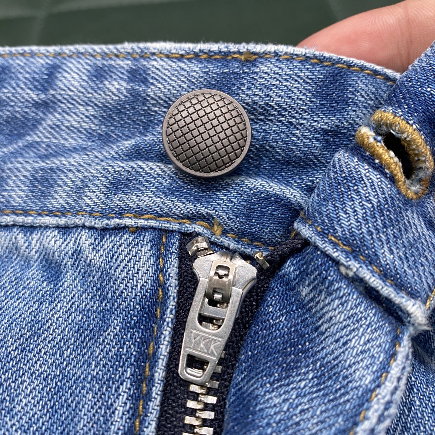 P682 Thin Series Light Blue Man Jeans: 98% Calves, 2% Fashion Hands - 图片 6