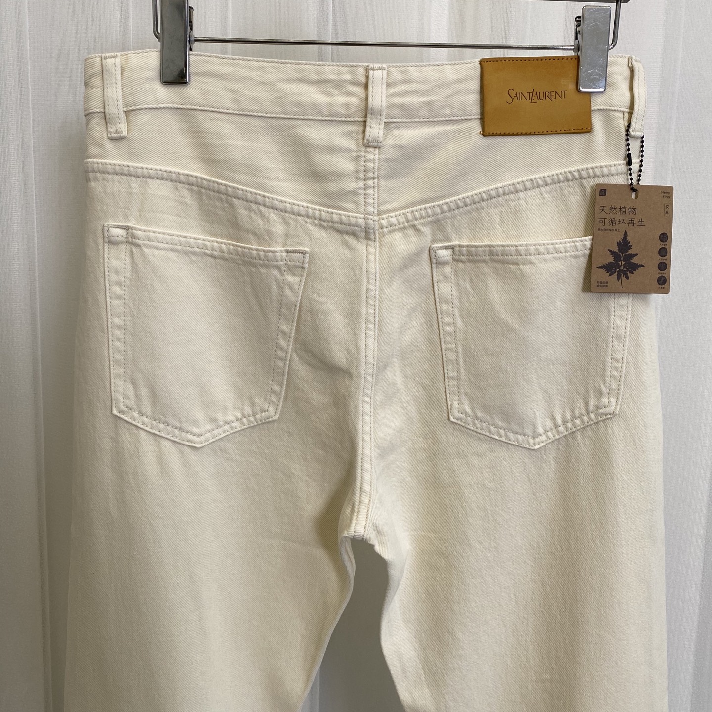 P660 San Roland’s Fashionable White Cowboy Jeans: Soft, Silky, and Stylish! - 图片 8