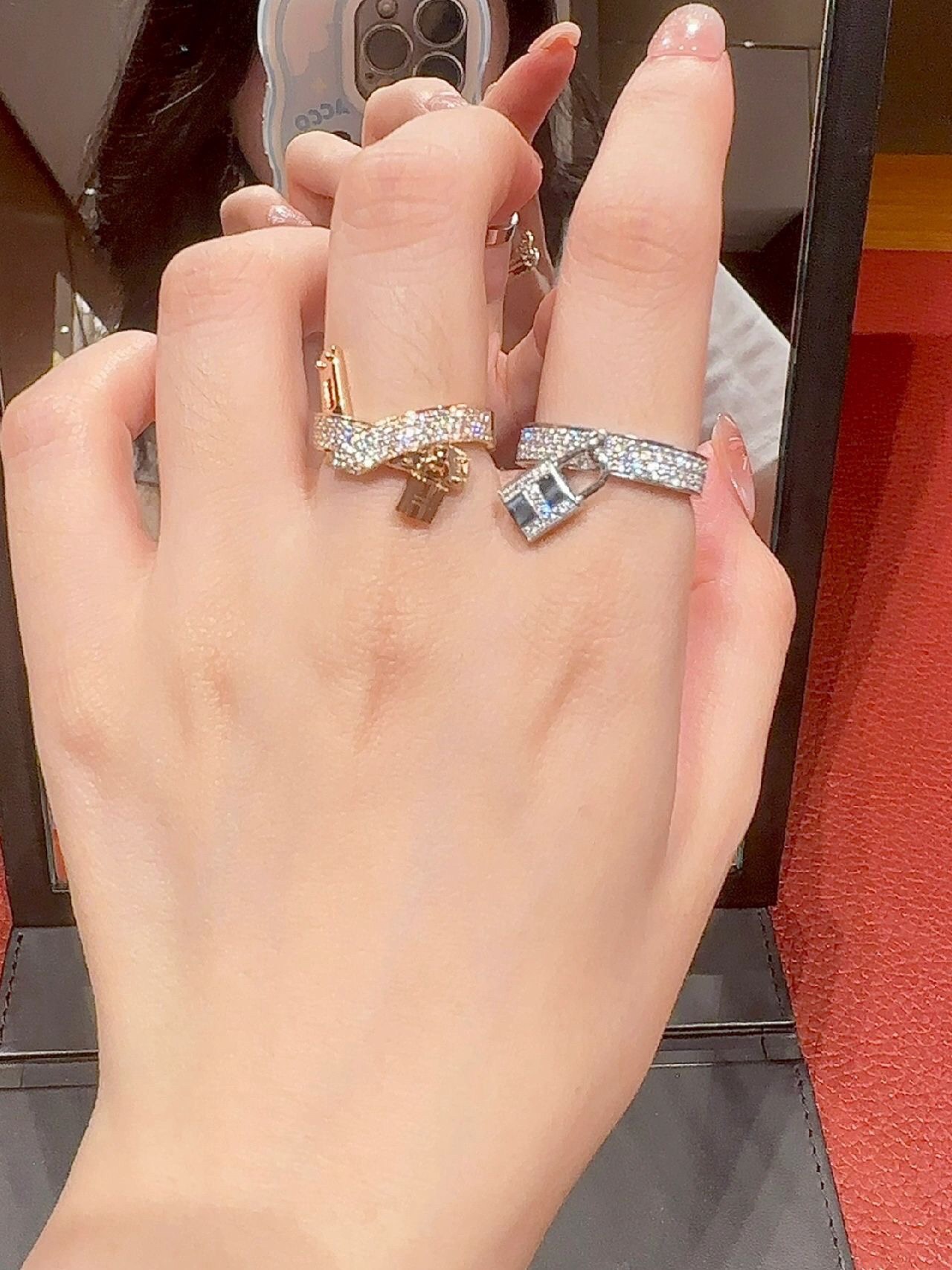 NO:631475,The latest jewelry ring from Majia ~ The details are completely matched to the original version19860909马家最新款珠宝戒指～ 细节完全对版小三位轻松拿下,,ring,卡迪亚高端饰品,Jewelry