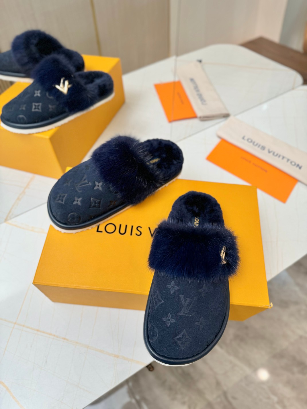 Louis Vuitton Classic Luxury Leather Shoe Loafer Ref.0C3D54A8 2