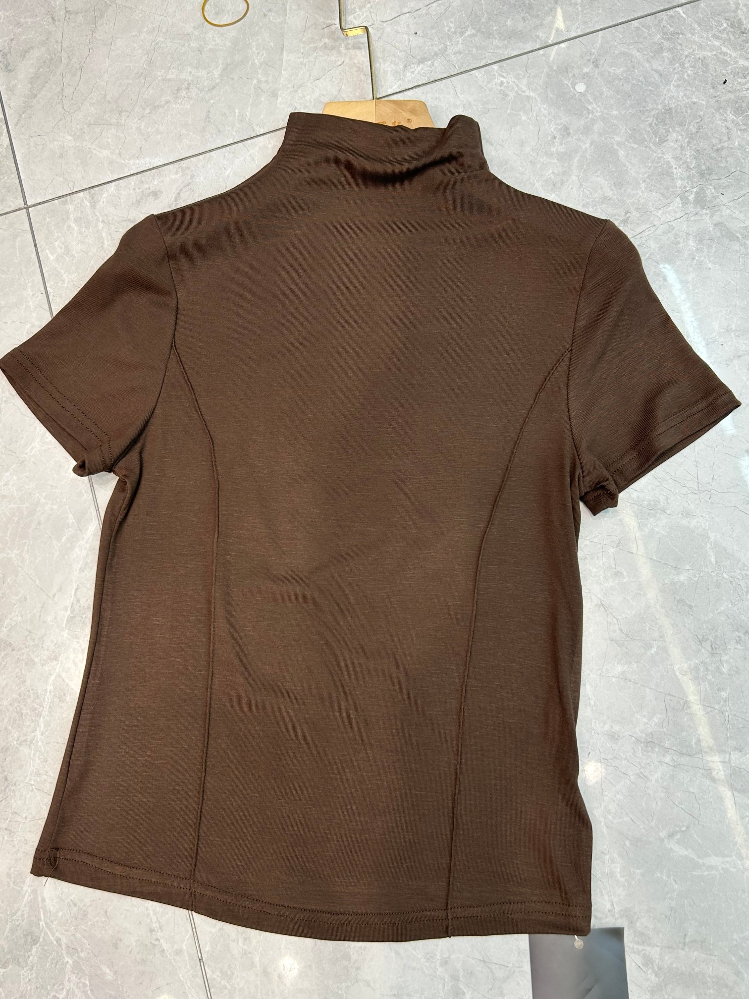 High-end YSL-Packaged Female T-shirts: M-XXL Sizes, Black/Green, Limited Stock - 图片 5