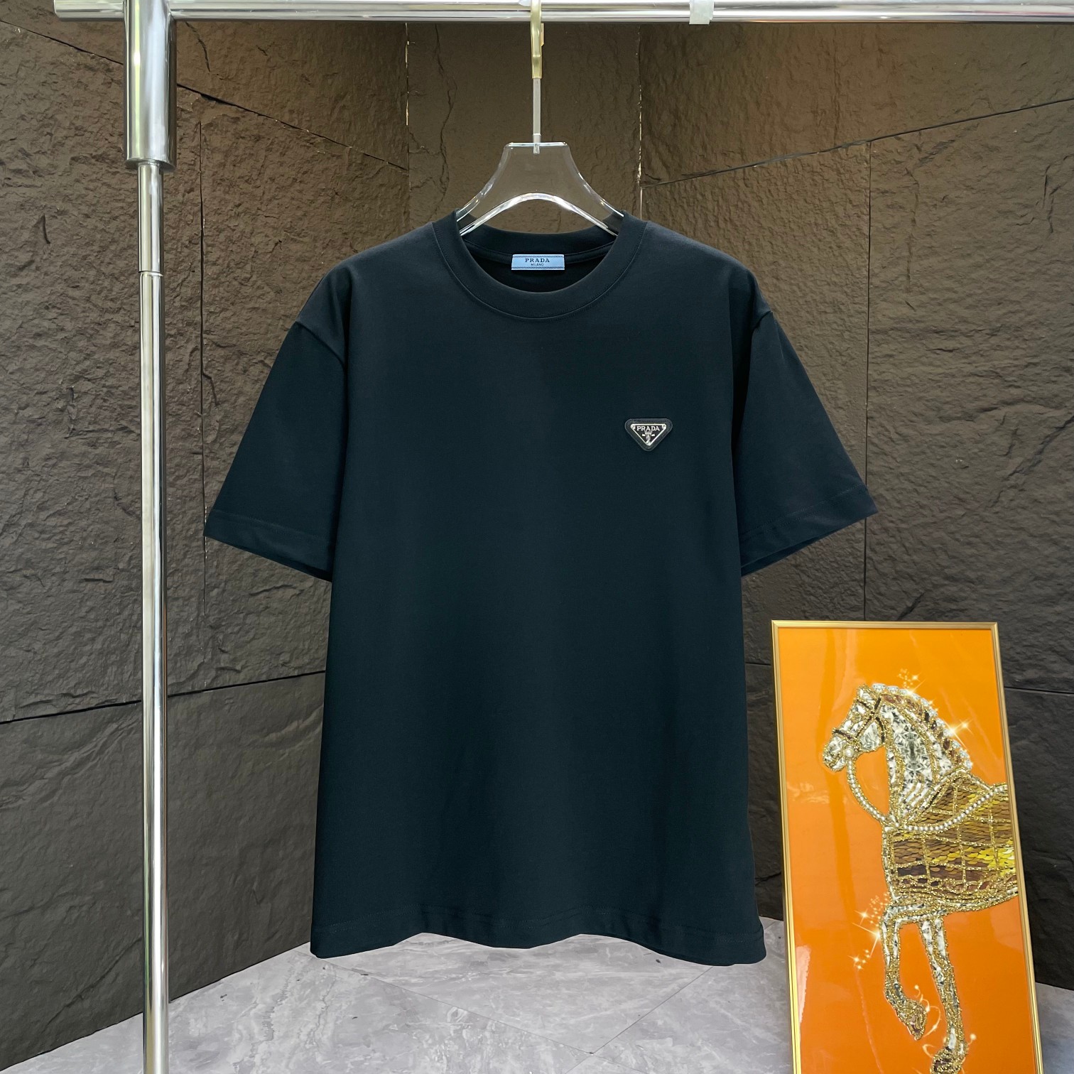 PRAD* Prada* 2025 primavera y verano nueva camiseta de manga corta Algodón pesado con exquisito logotipo de triángulo b…