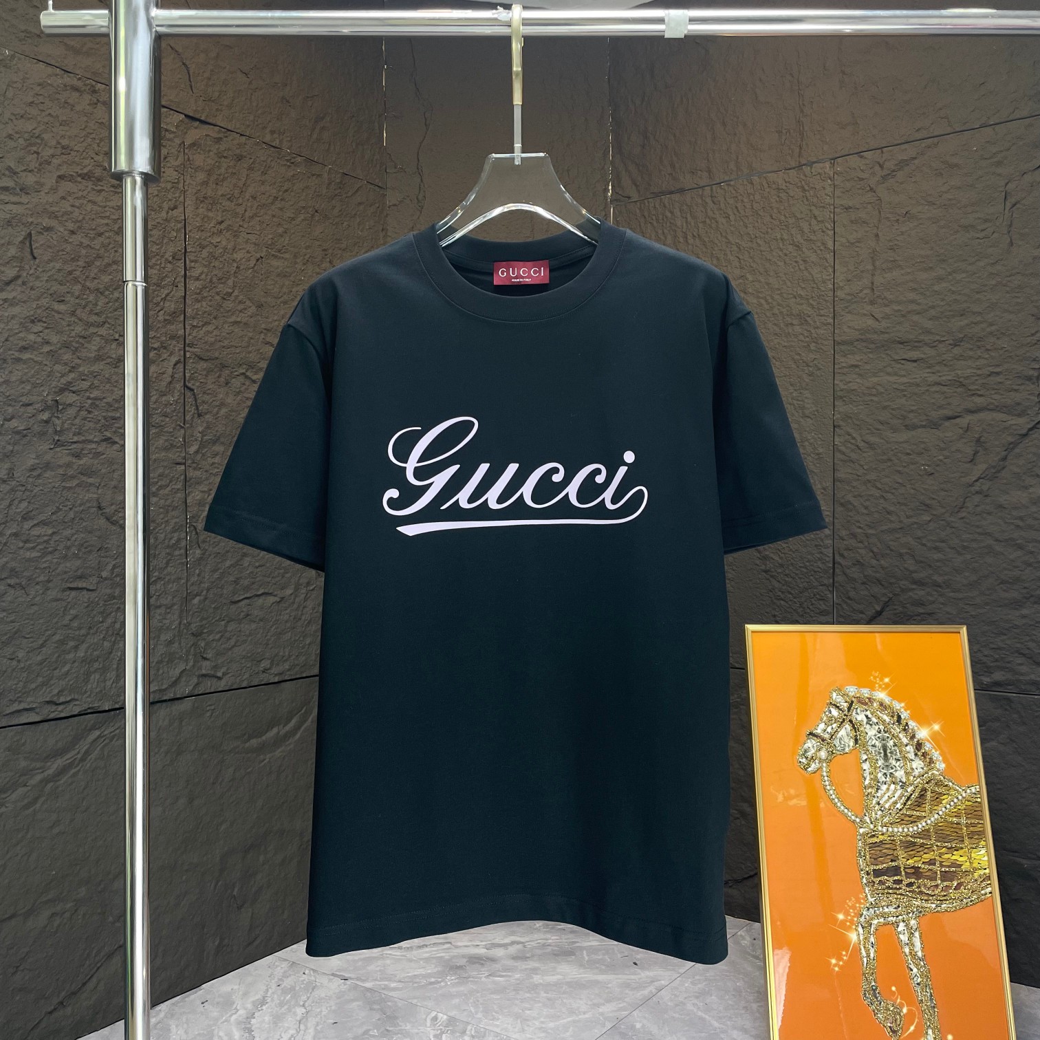 GUCC* Gucci* Camiseta de manga corta nueva para primavera/verano 2025, algodón pesado puro, estampado personalizado. Co…