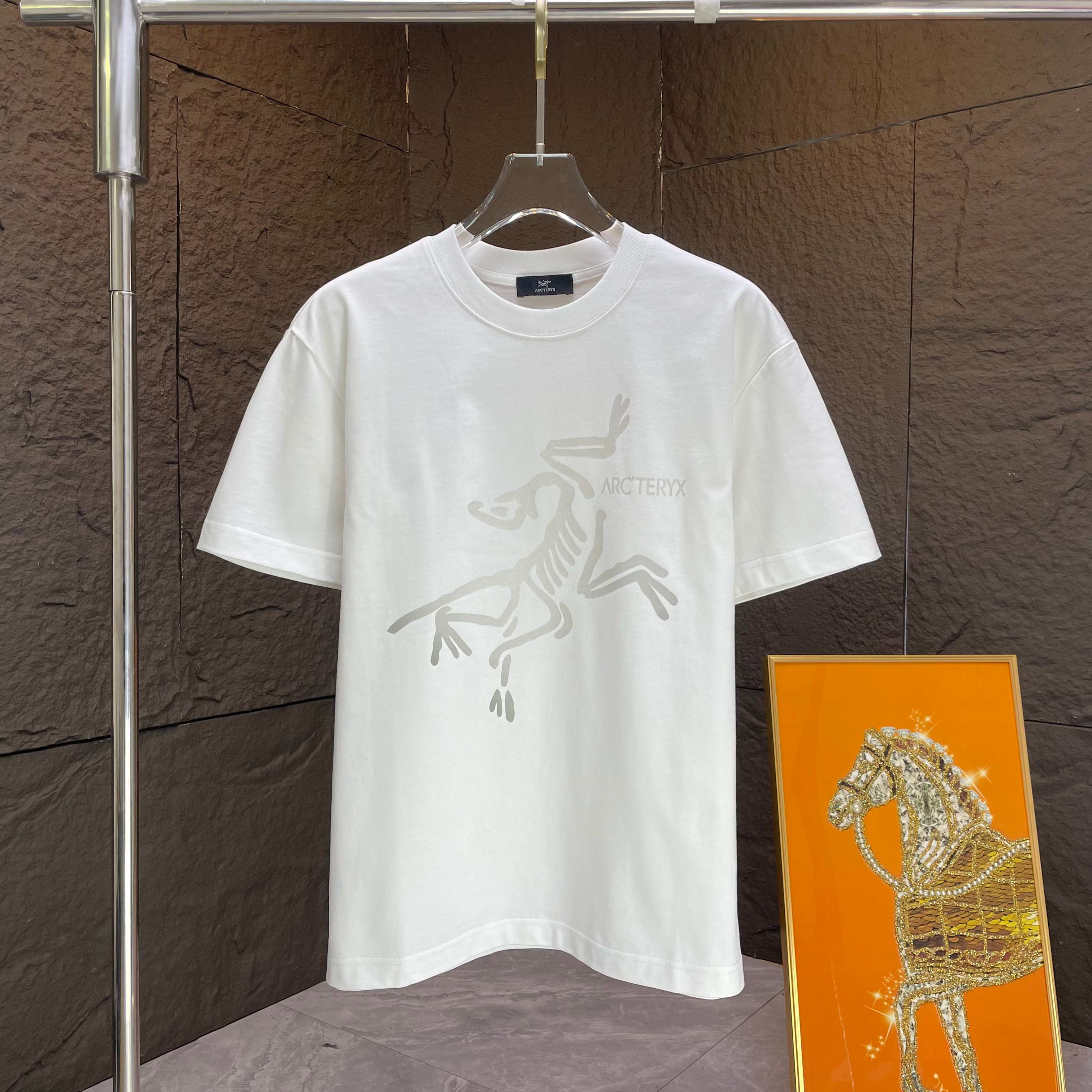 ARC* Archaeopteryx* 2025 primavera y verano nueva camiseta de manga corta Impresión de estampado de letras de…