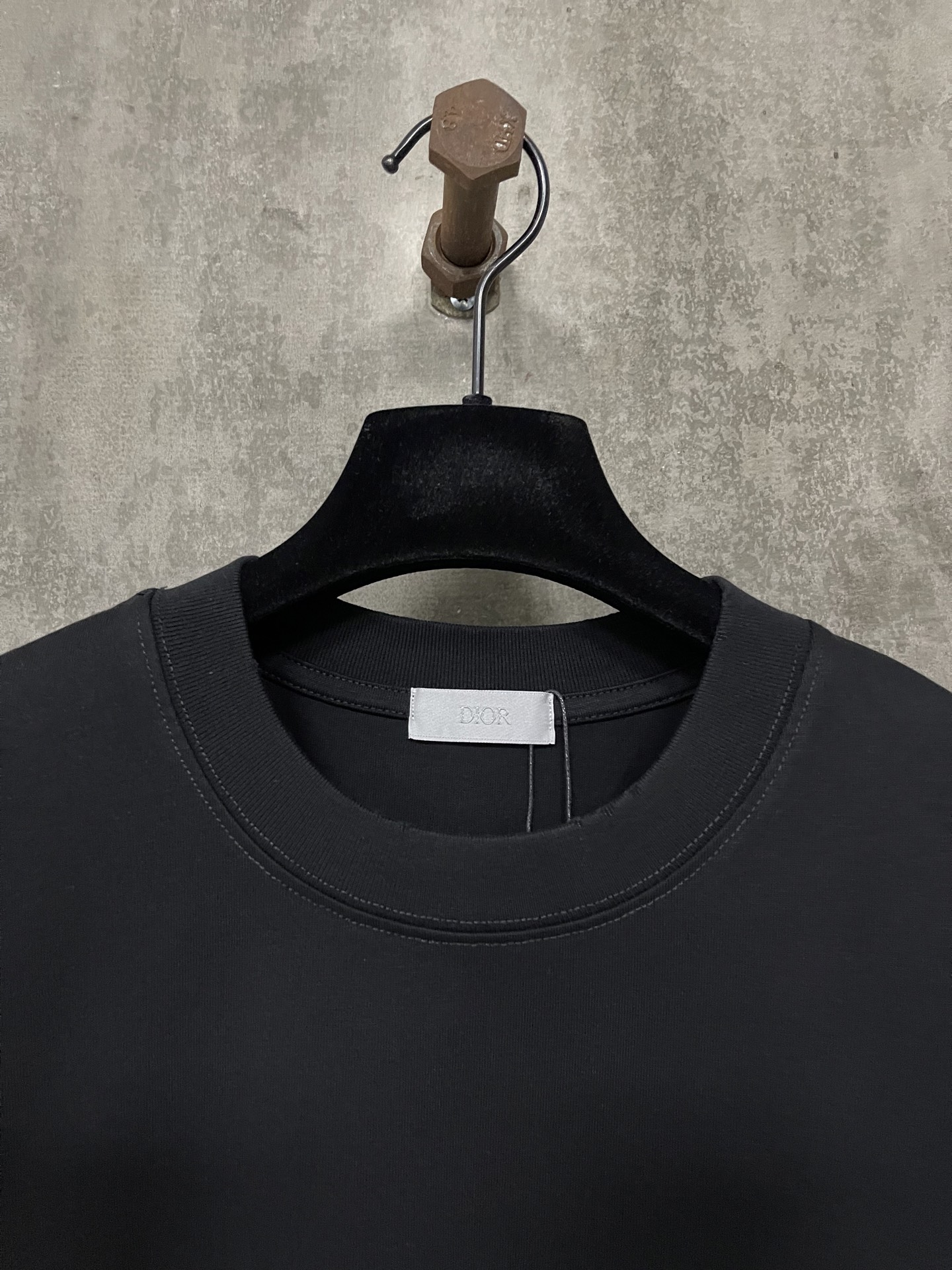 Dior Dior迪奥25ss CD铃兰印花做旧破洞短袖T恤