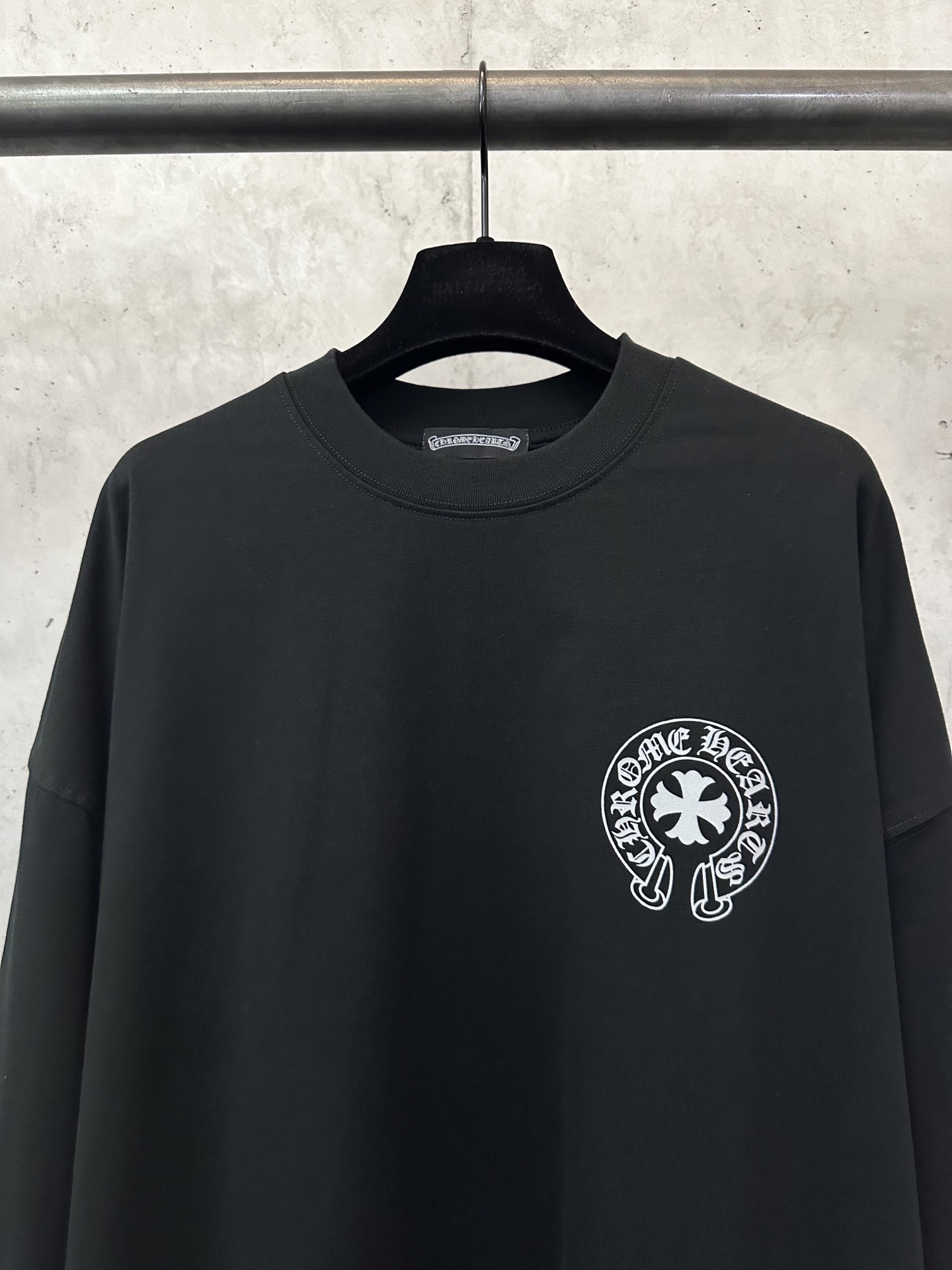 Chrome Hearts Classic Sanskrit Grey Logo Crew Neck Long Sleeve T-Shirt 4 i1758204836404 3949 0 2