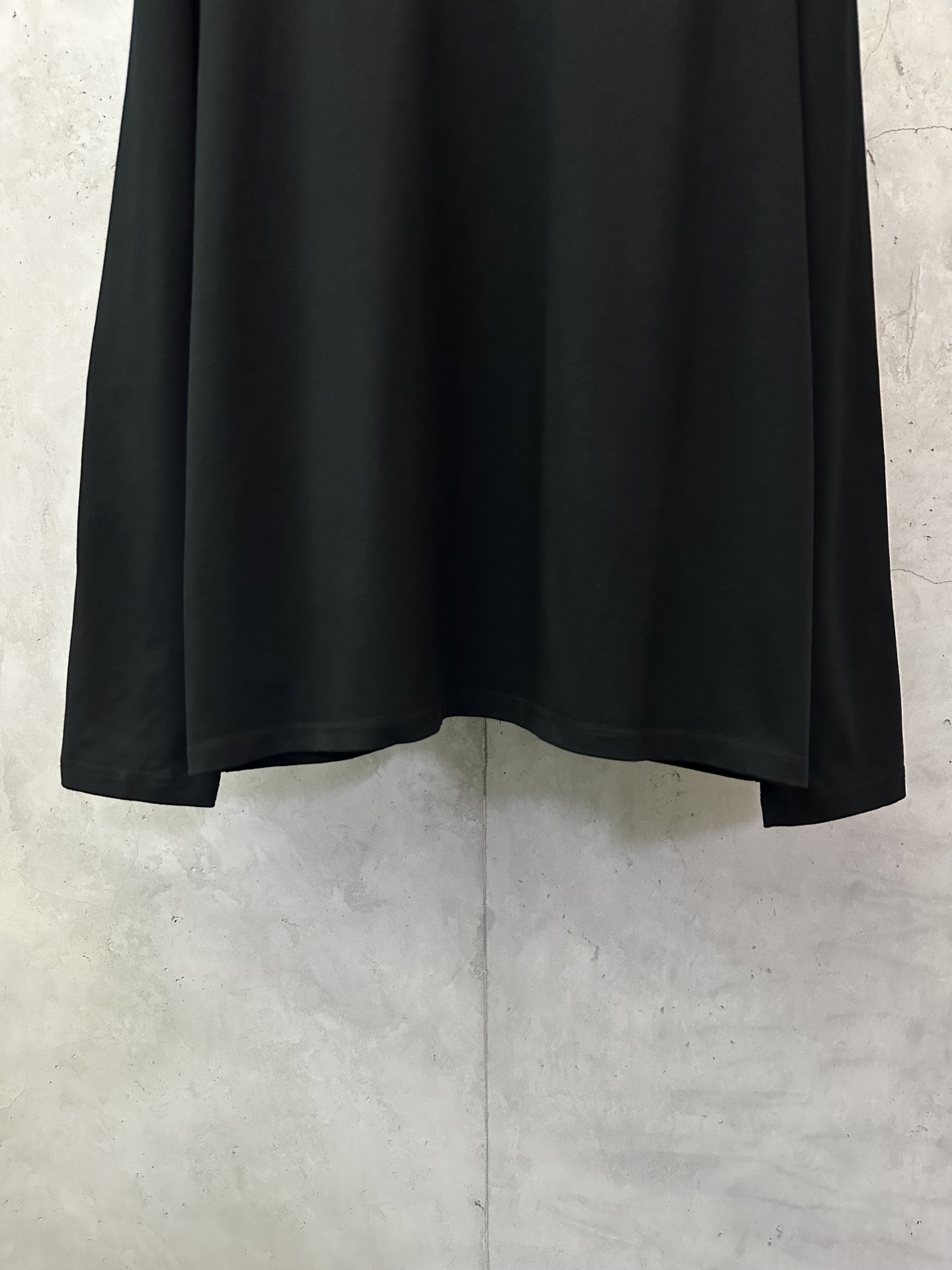 Chrome Hearts Classic Sanskrit Grey Logo Crew Neck Long Sleeve T-Shirt 5 i1758204838307 8661 0 3