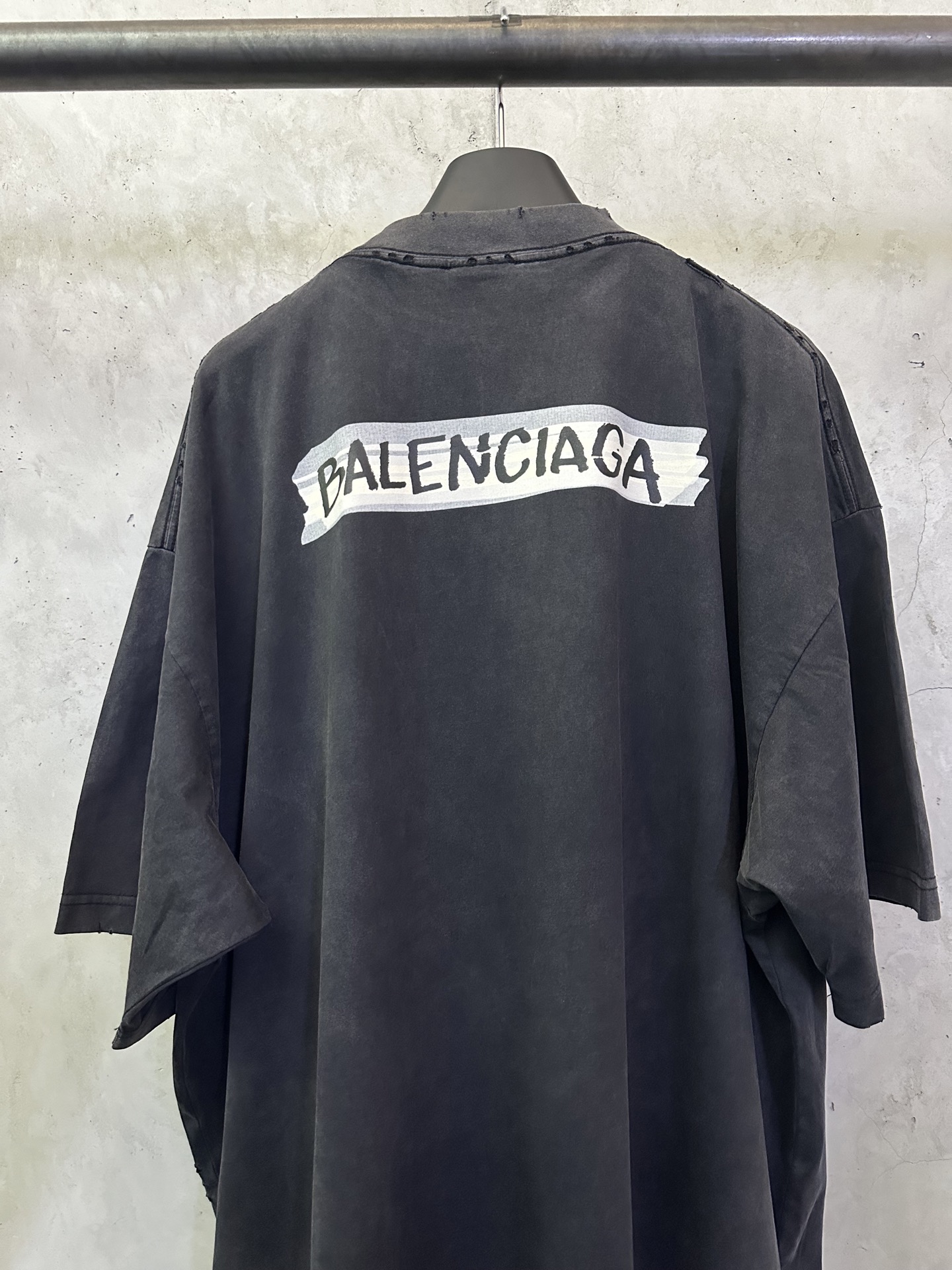 Balenciaga Balenciaga 巴黎世家 25ss 白胶带字母logo短袖T恤