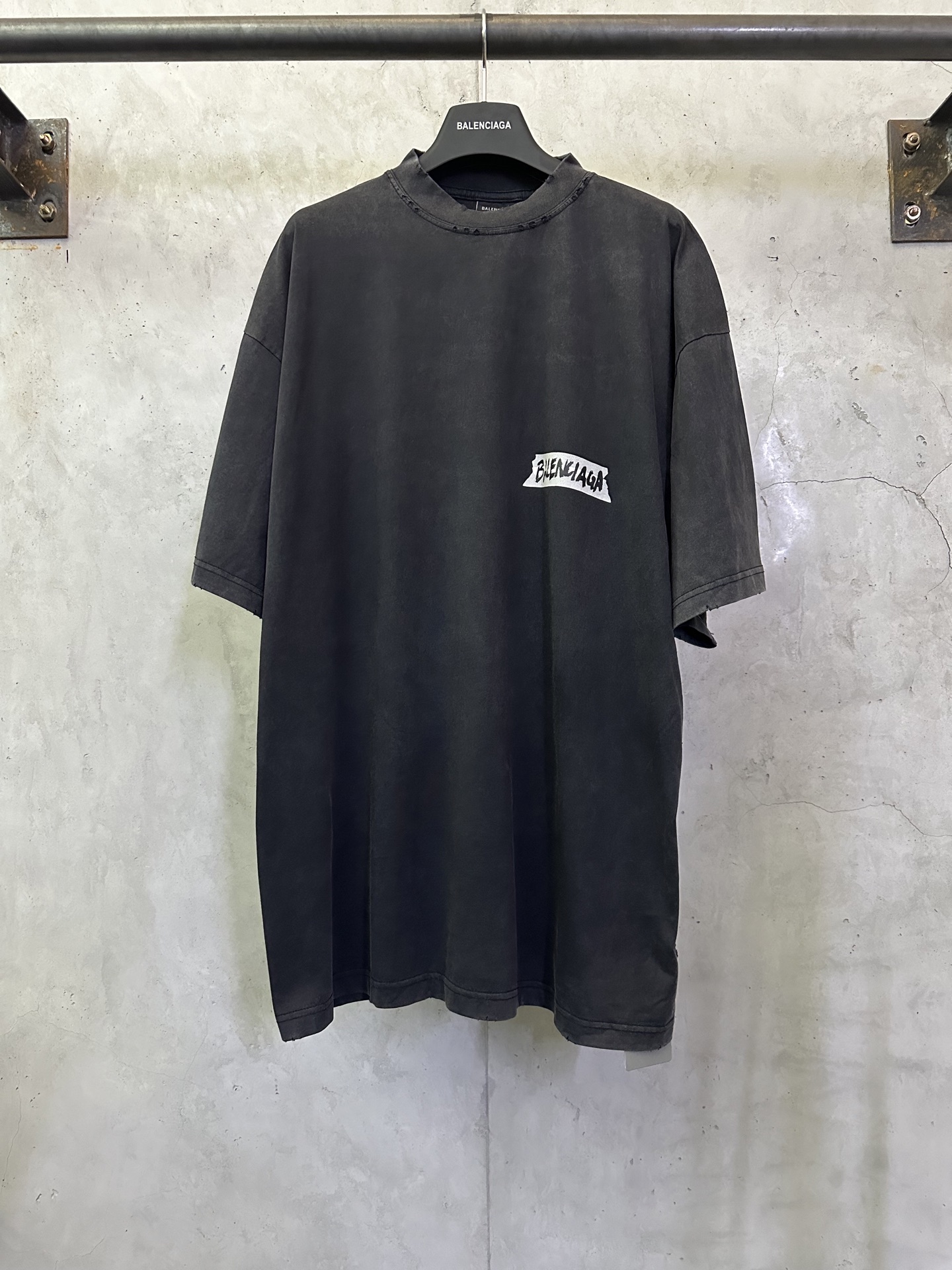 Balenciaga Balenciaga 巴黎世家 25ss 白胶带字母logo短袖T恤