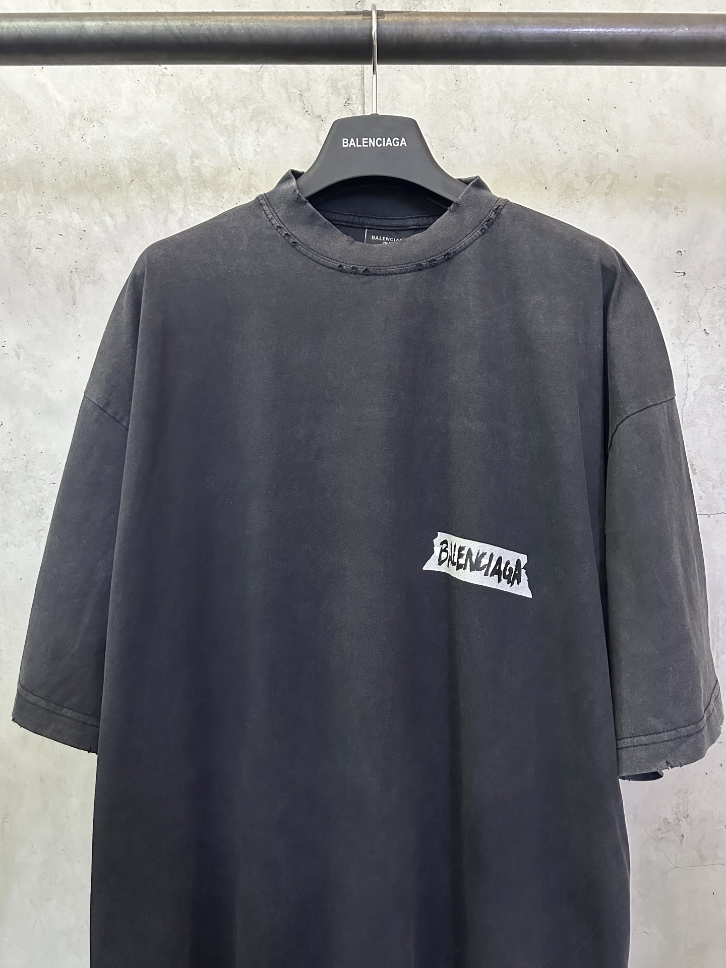 Balenciaga Balenciaga 巴黎世家 25ss 白胶带字母logo短袖T恤