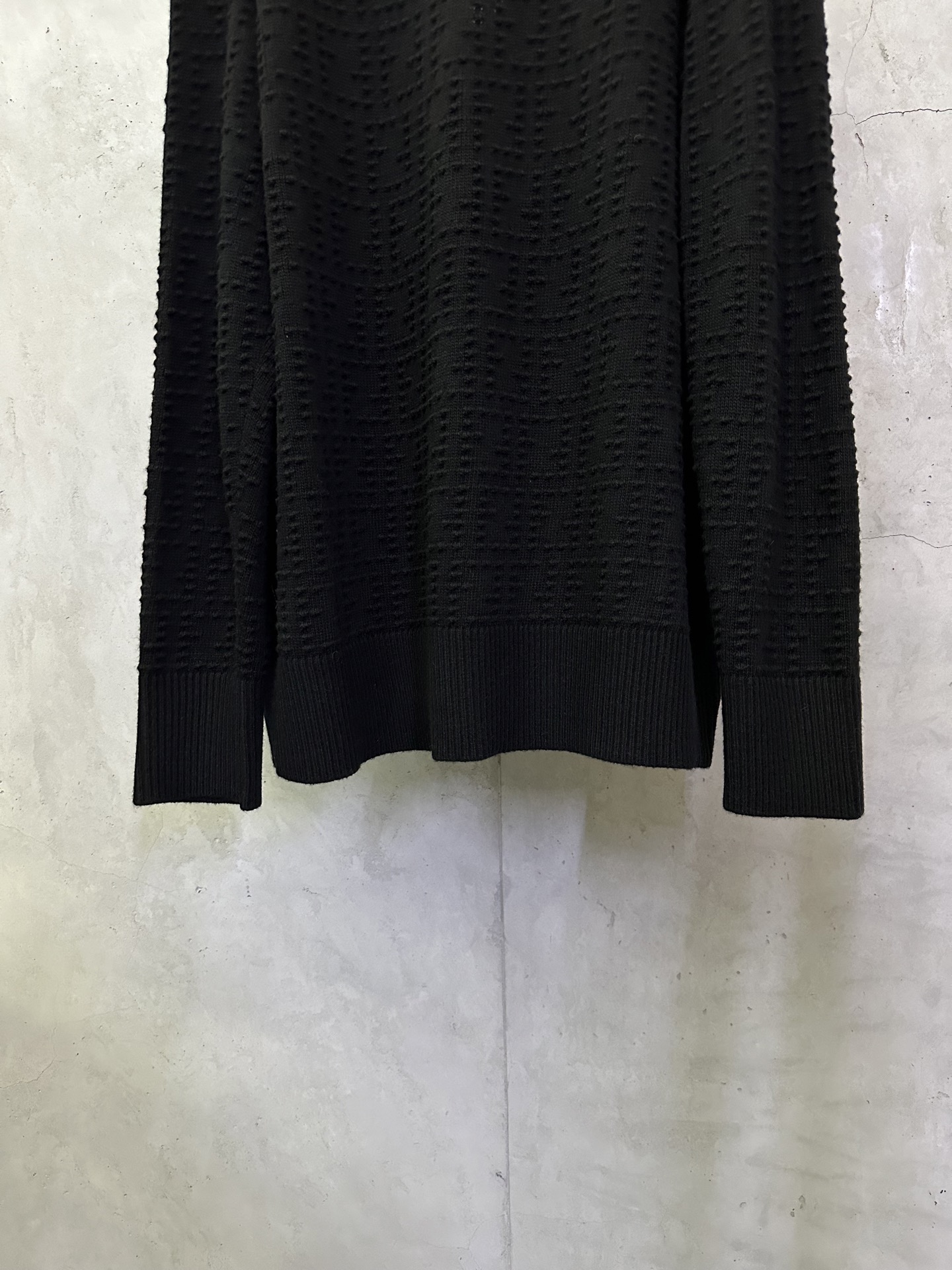 Fendi FENDI芬迪 谷波提花V领开衫长袖毛衣