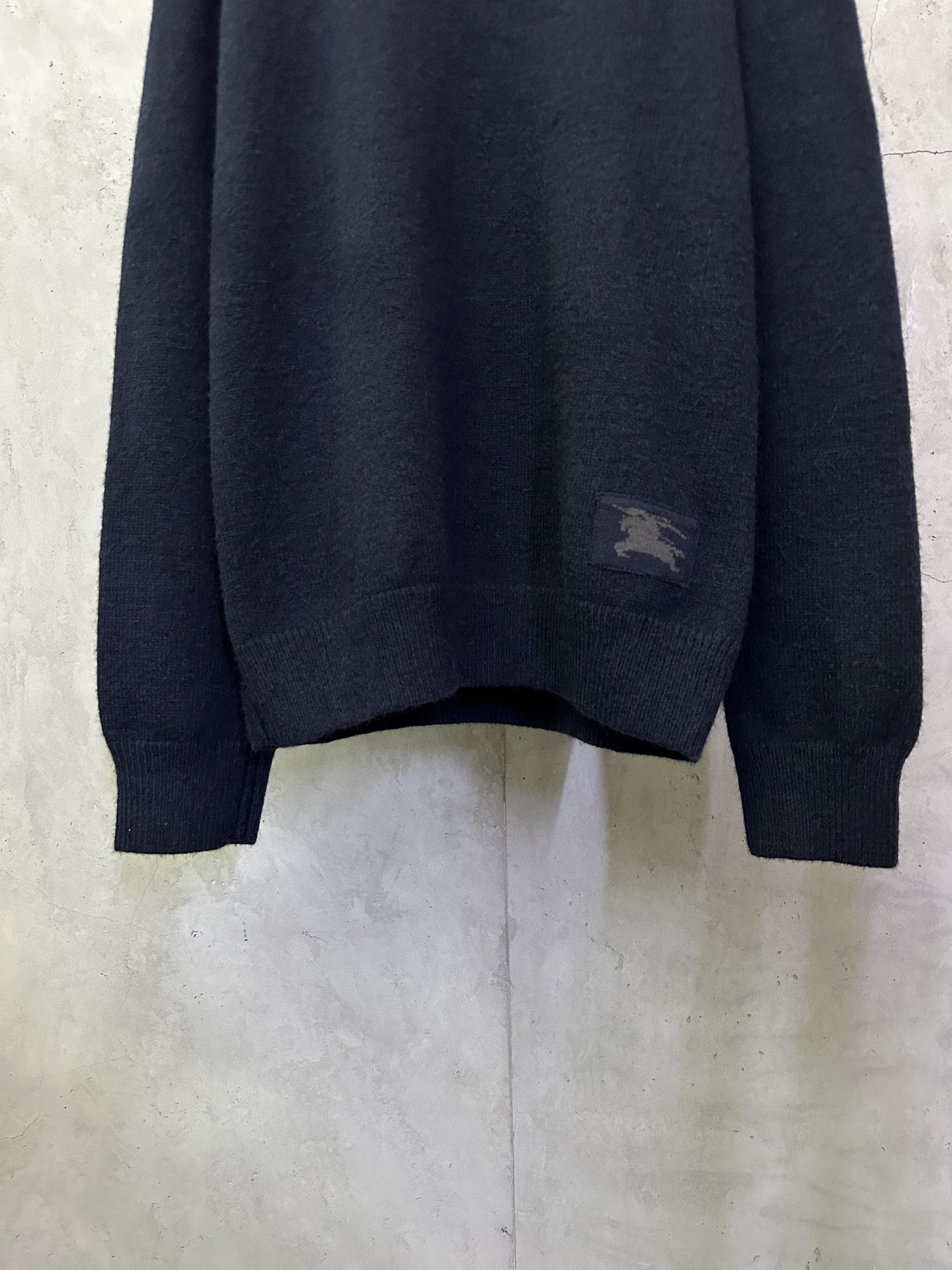 Burberry BURBERRY巴宝莉 26SS 纯色圆领羊绒针织衫