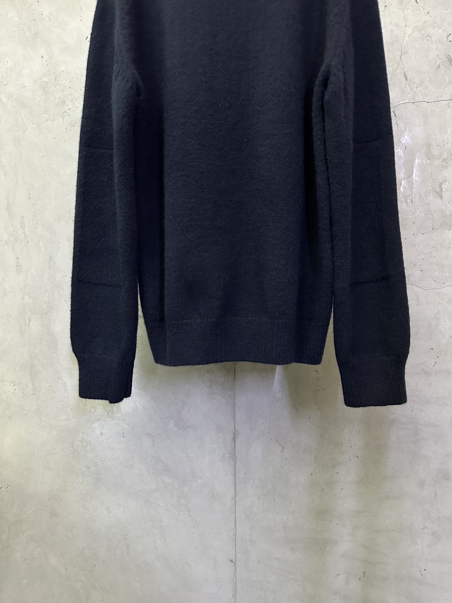 Burberry BURBERRY巴宝莉 26SS 纯色圆领羊绒针织衫