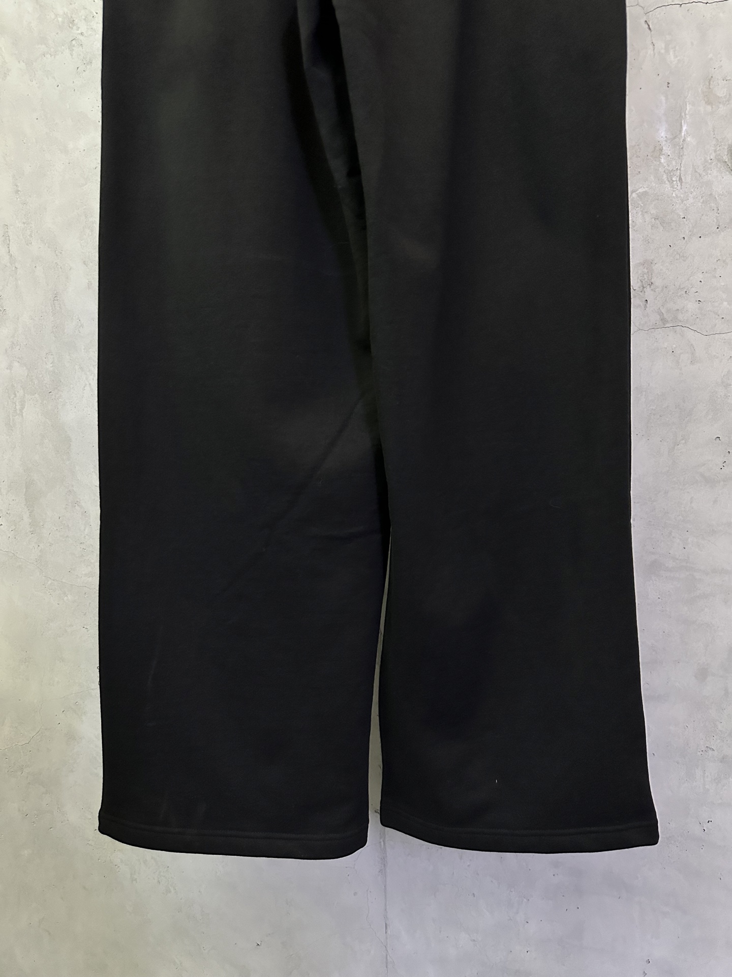 Balenciaga Balenciaga 巴黎世家 25ss Football系列3m刺绣休闲裤