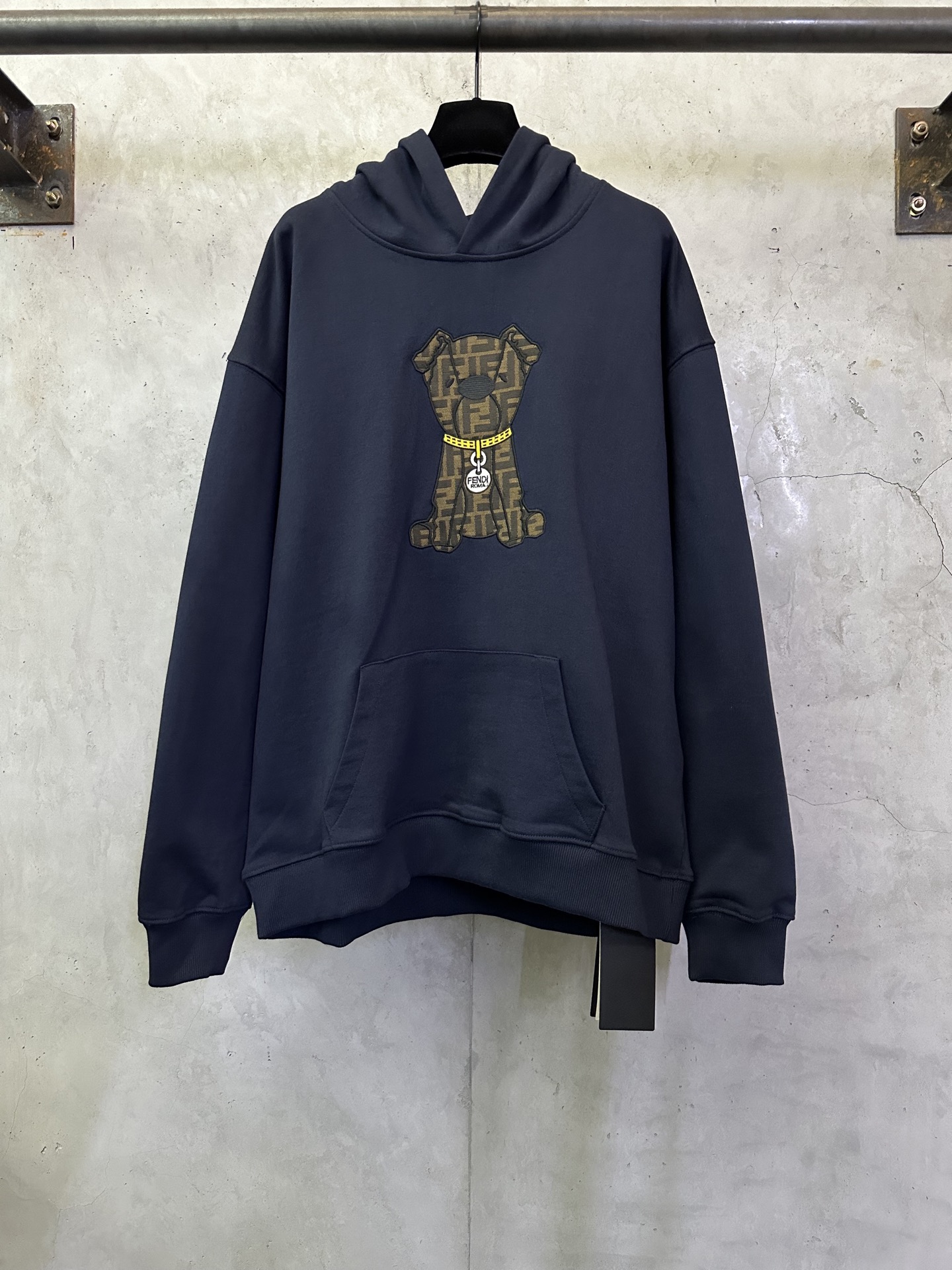 Fendi FENDI芬迪 ss26 小狗贴布刺绣标识帽衫卫衣