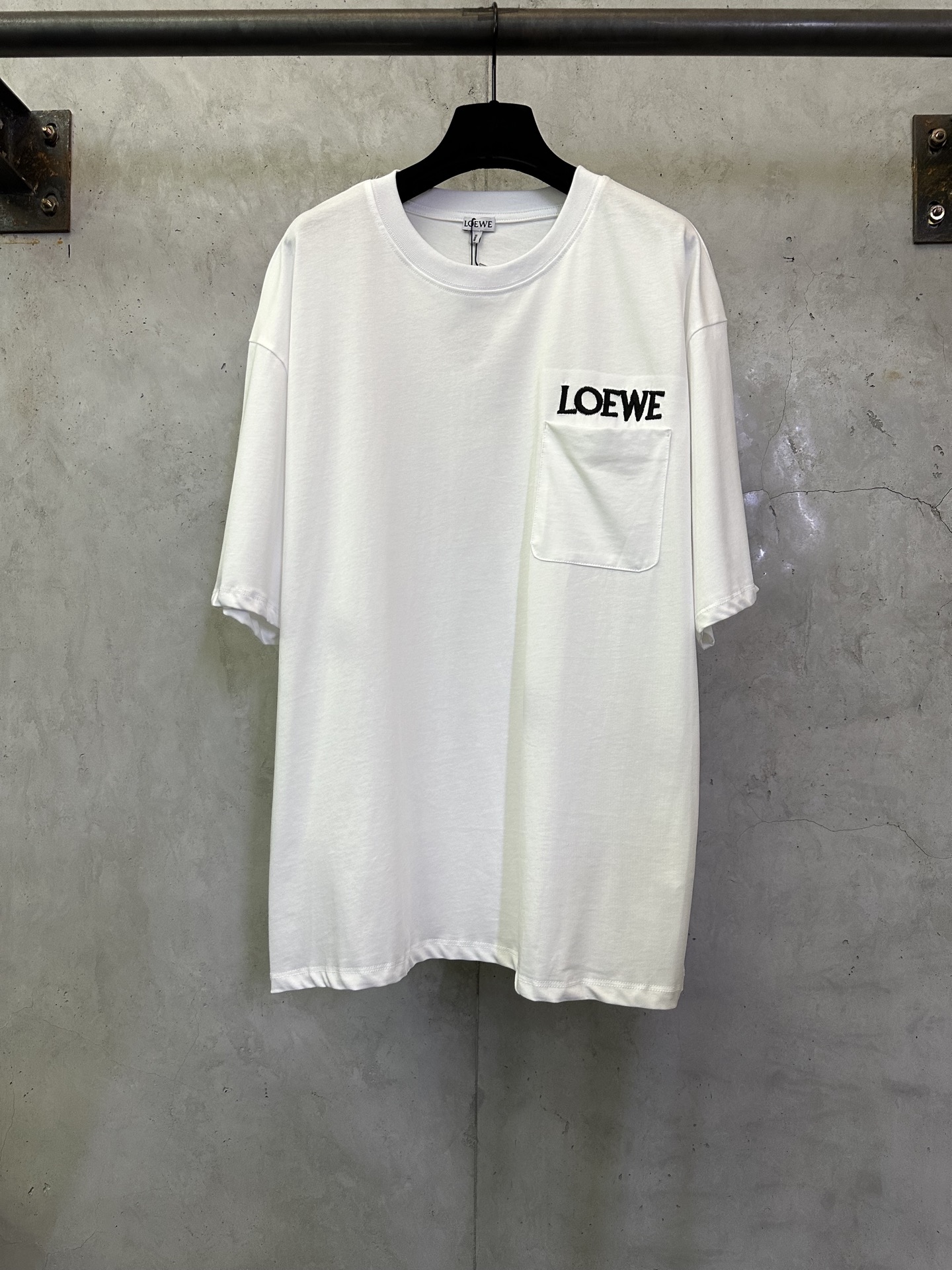 Loewe LOEWE罗意威 ss26 口袋刺绣标识短袖