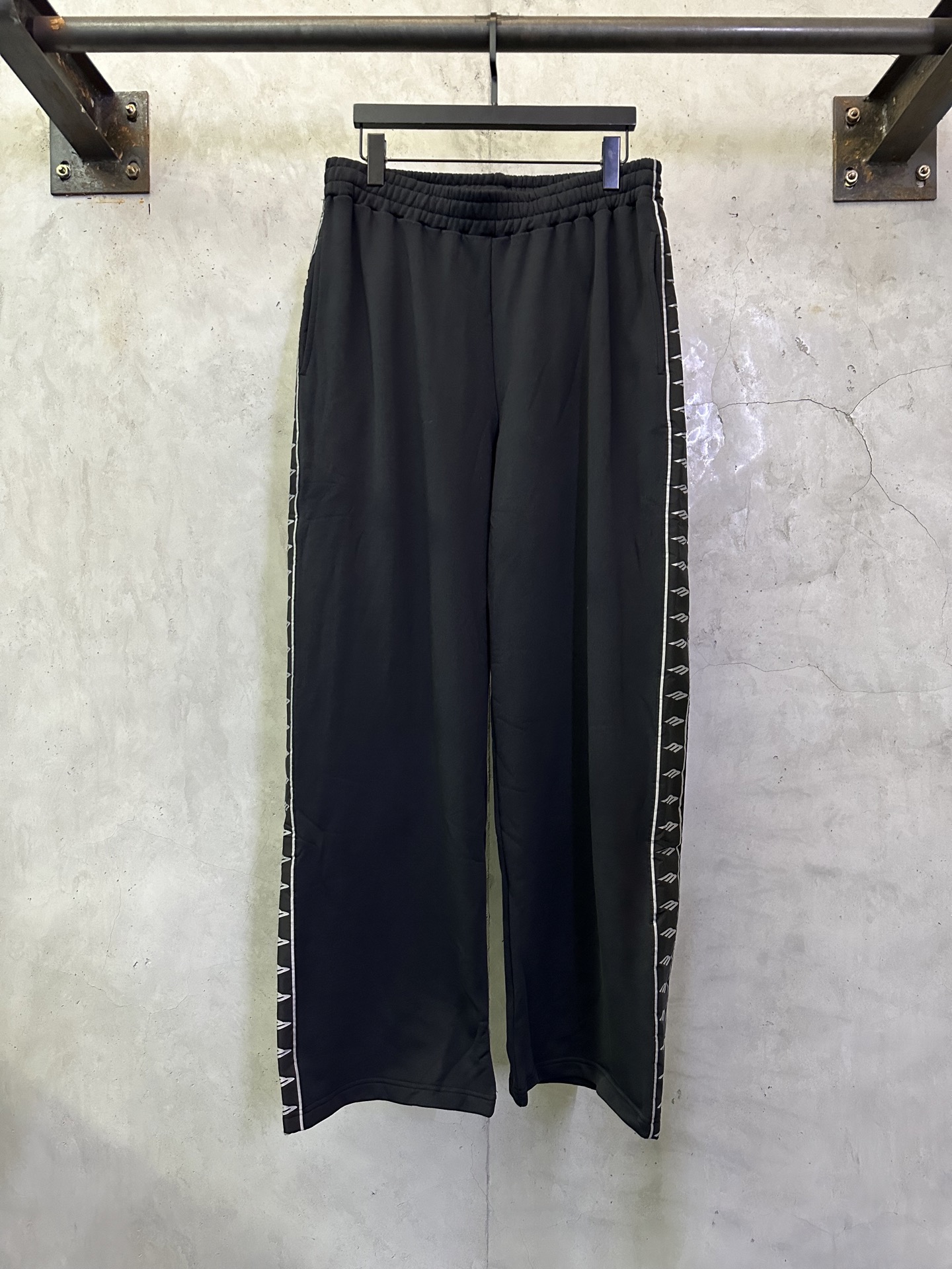 Balenciaga Balenciaga 巴黎世家 25ss 3m串标织带休闲运动裤