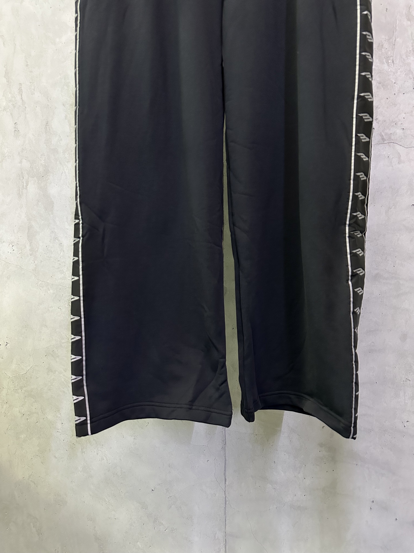 Balenciaga Balenciaga 巴黎世家 25ss 3m串标织带休闲运动裤