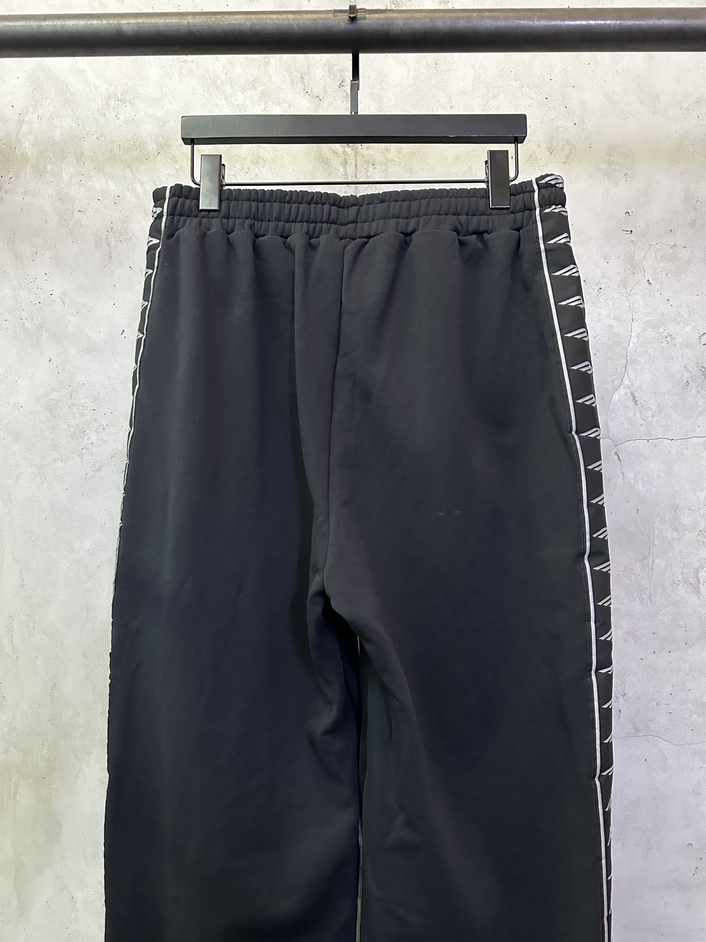 Balenciaga Balenciaga 巴黎世家 25ss 3m串标织带休闲运动裤