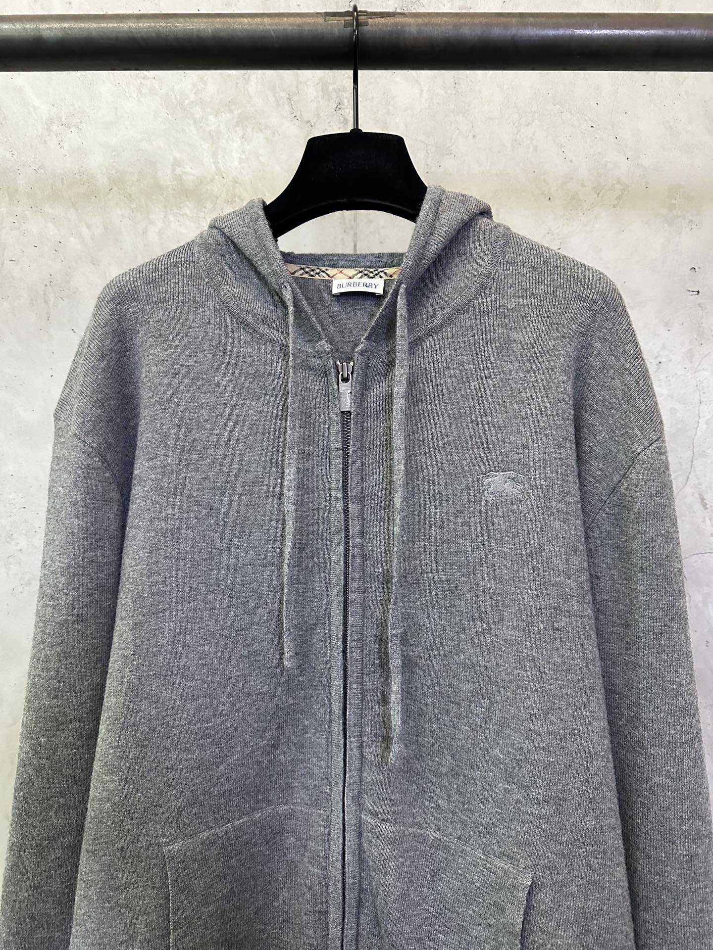 Burberry BURBERRY巴宝莉 25SS羊毛混纺拉链连帽刺绣外套
