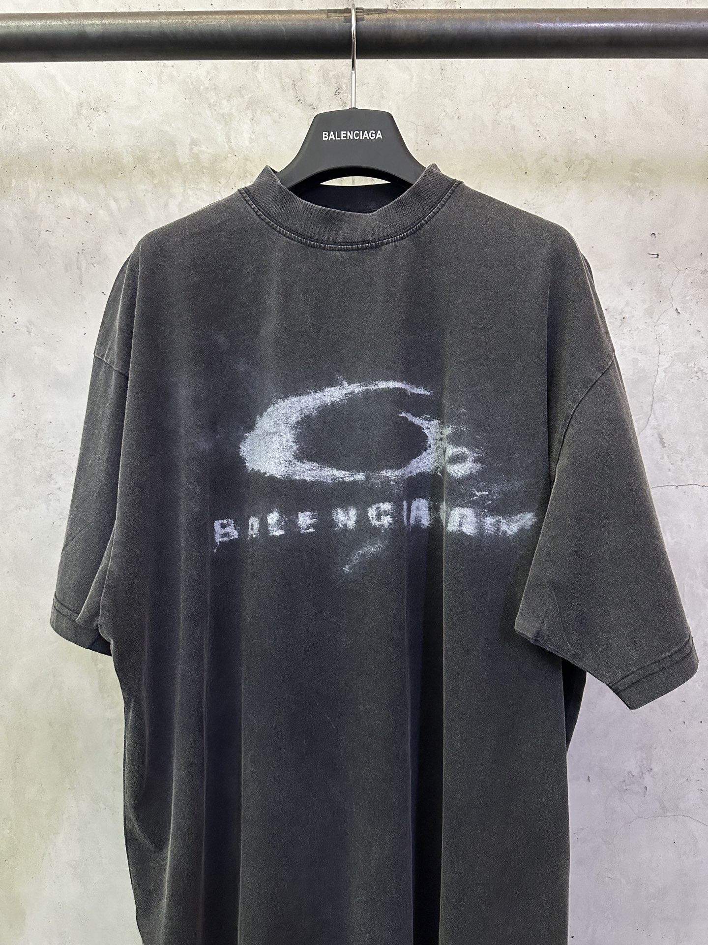 Balenciaga Balenciaga 巴黎世家 25ss 单环烟雾洗水做旧短袖T恤