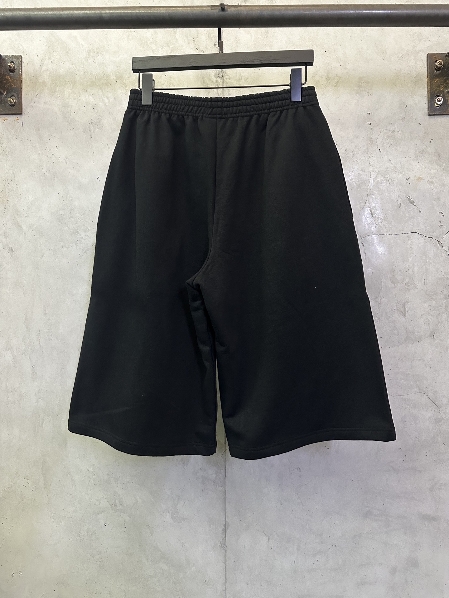 Balenciaga Balenciaga 巴黎世家 26ss Football系列3m刺绣七分休闲裤