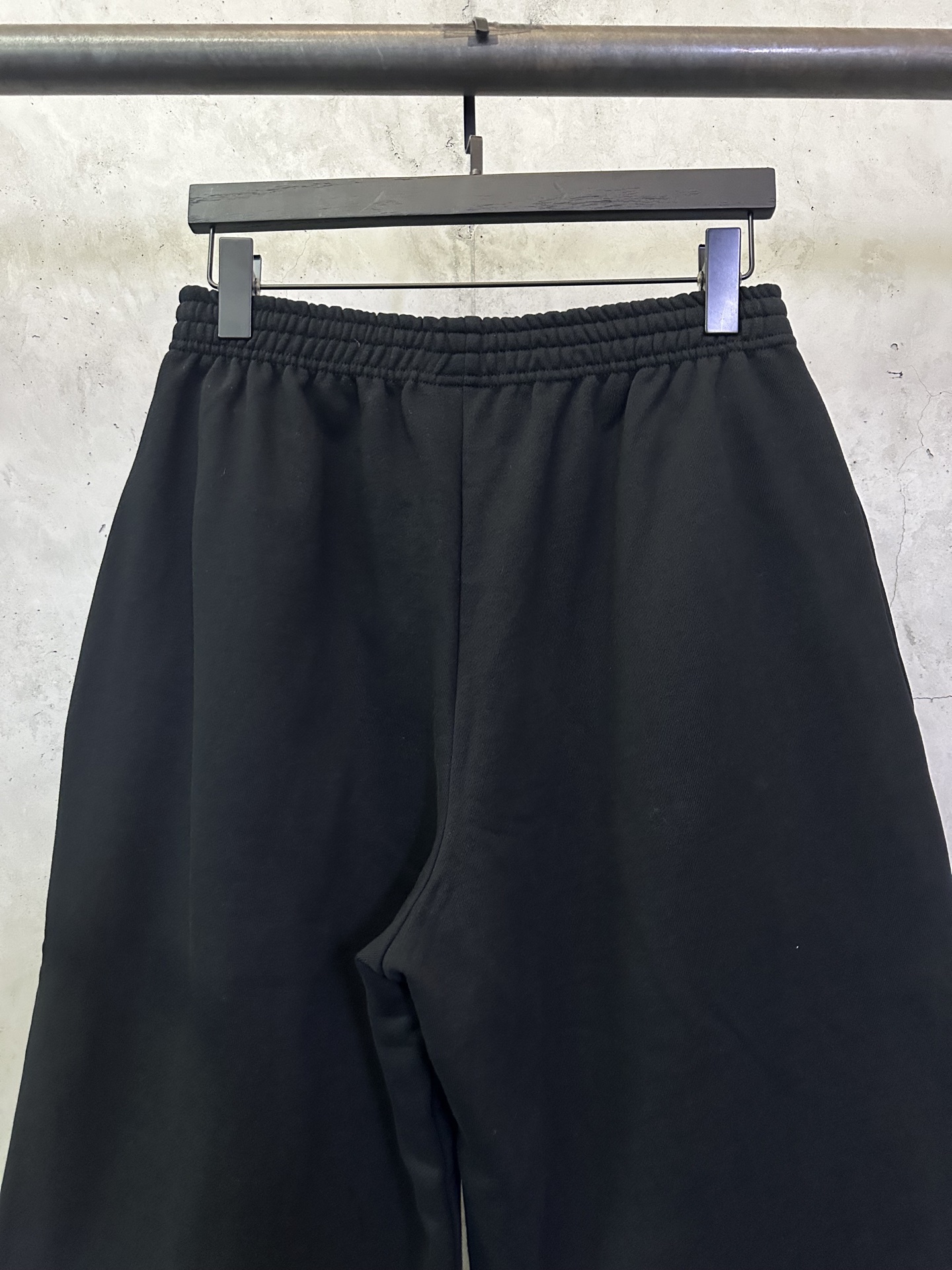 Balenciaga Balenciaga 巴黎世家 26ss Football系列3m刺绣七分休闲裤