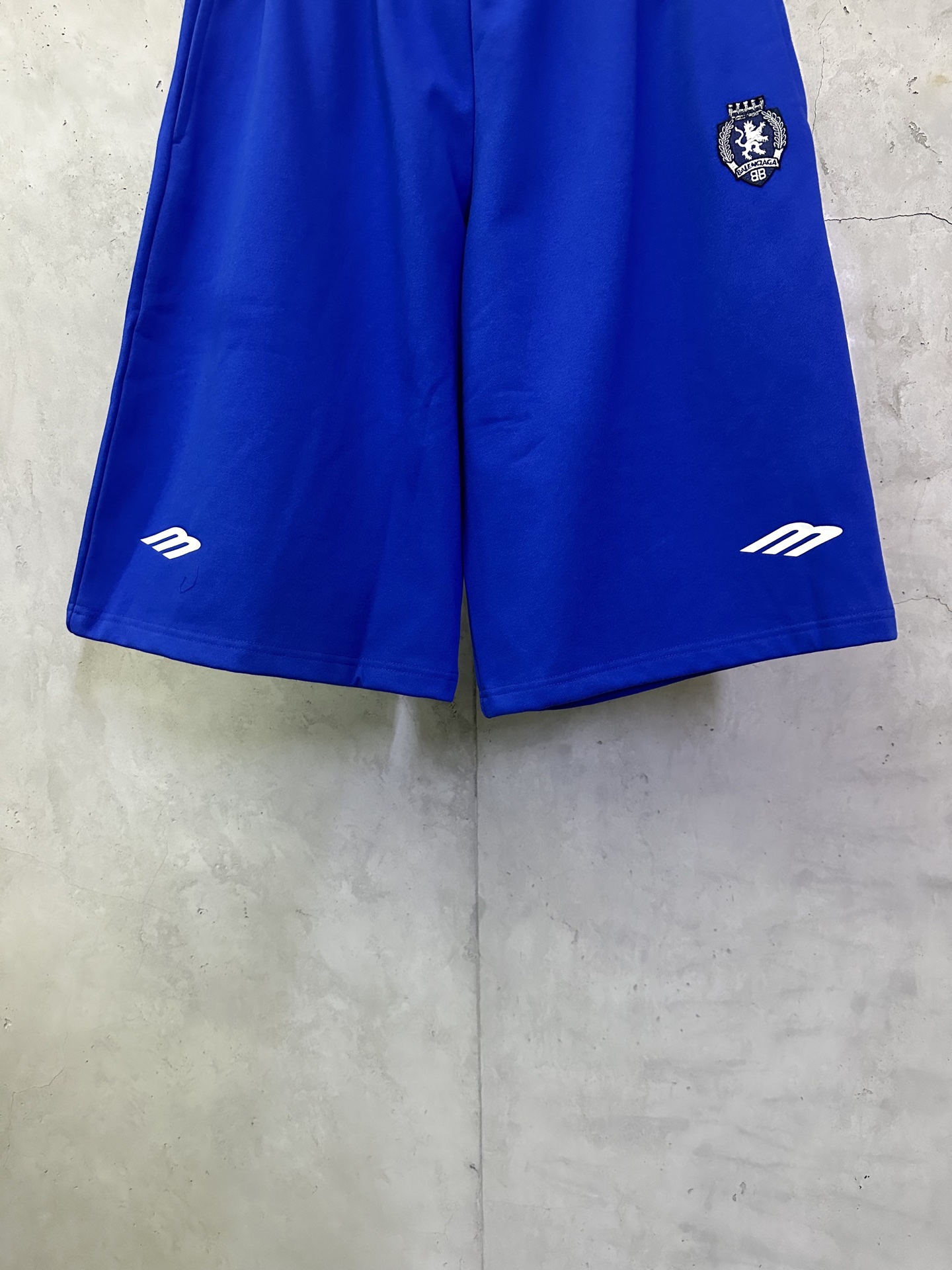 Balenciaga Balenciaga 巴黎世家 26ss Football系列3m刺绣七分休闲裤