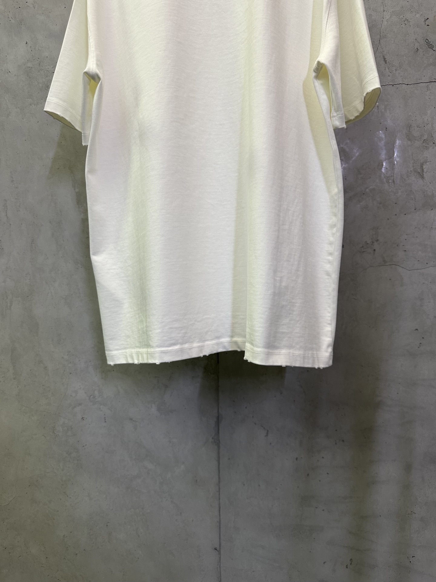 Celine CELINE赛琳 26ss 植绒字母短袖T恤