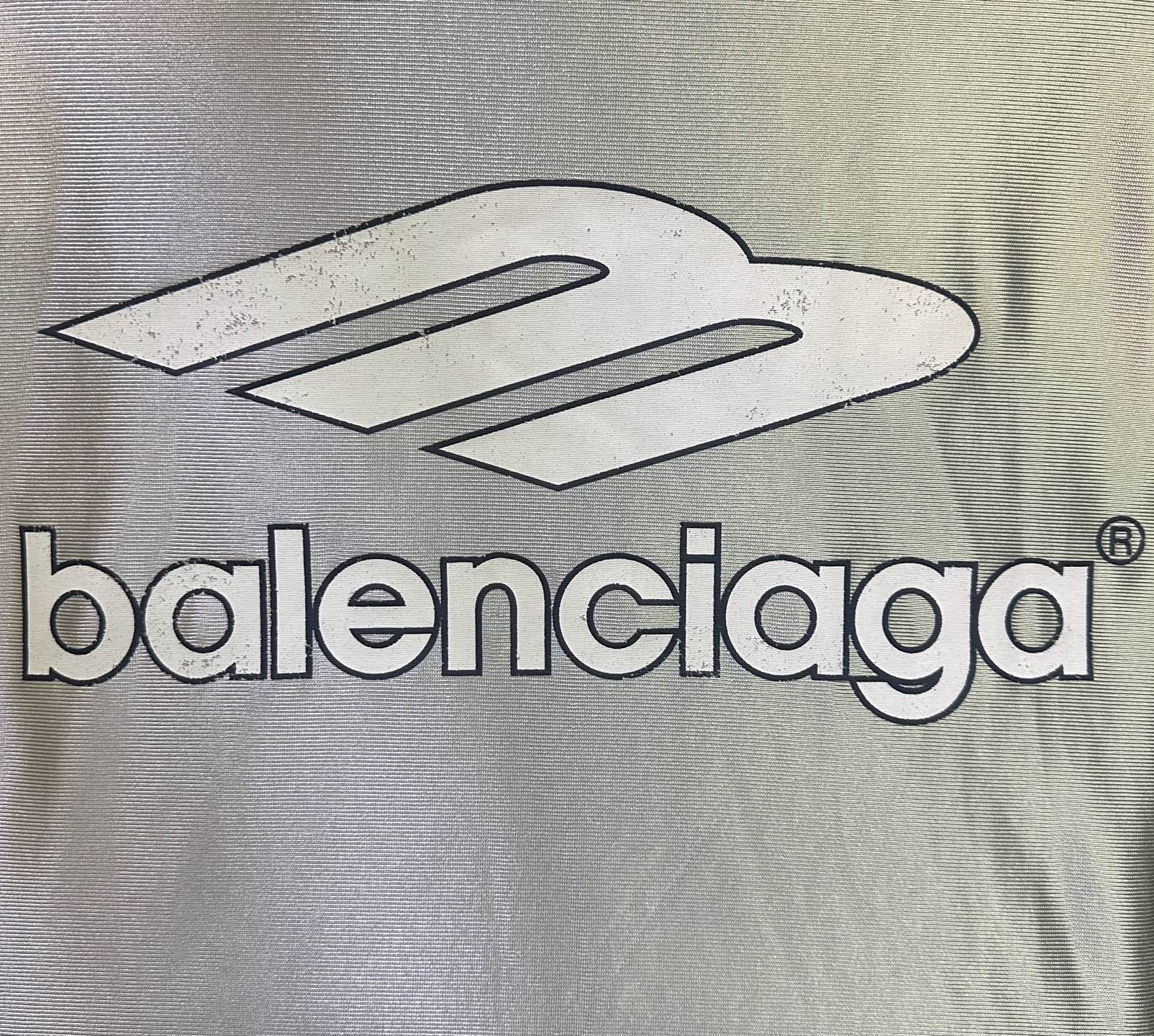 Balenciaga Balenciaga 巴黎世家 FW26 橄榄球系列3m球衣V领短袖T恤