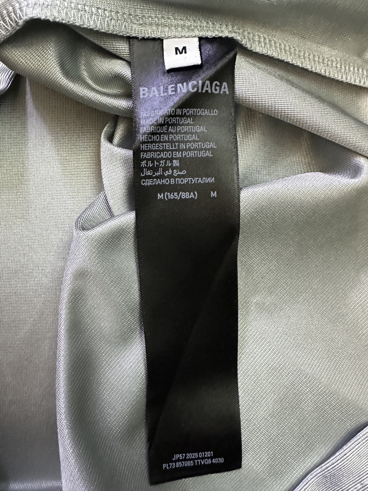 Balenciaga Balenciaga 巴黎世家 FW26 橄榄球系列3m球衣V领短袖T恤