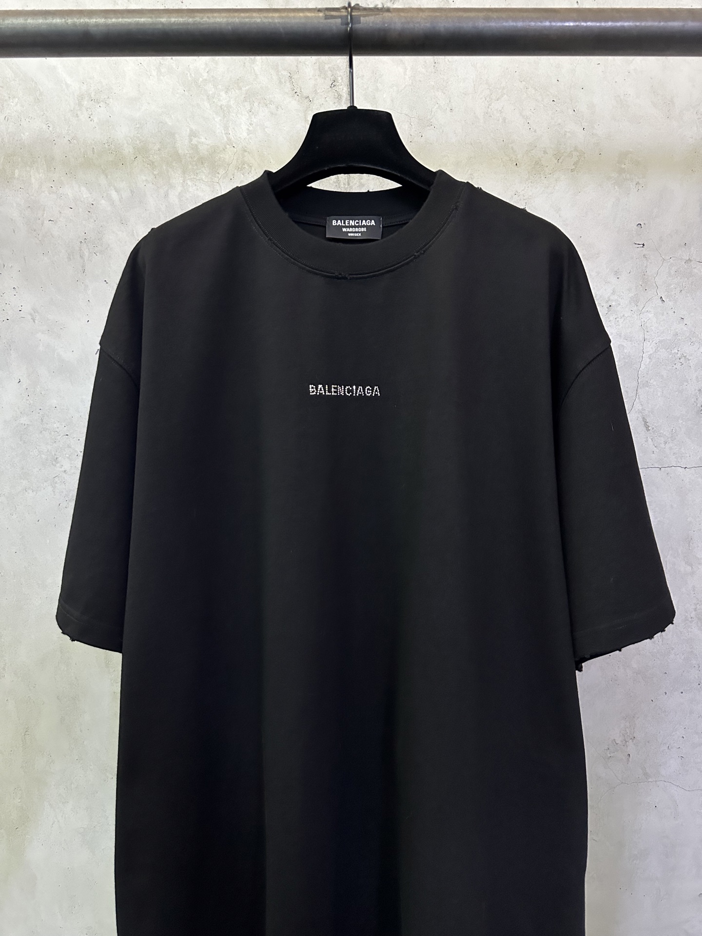 Balenciaga Balenciaga 巴黎世家 25ss 前后字母烫钻洗水短袖T恤