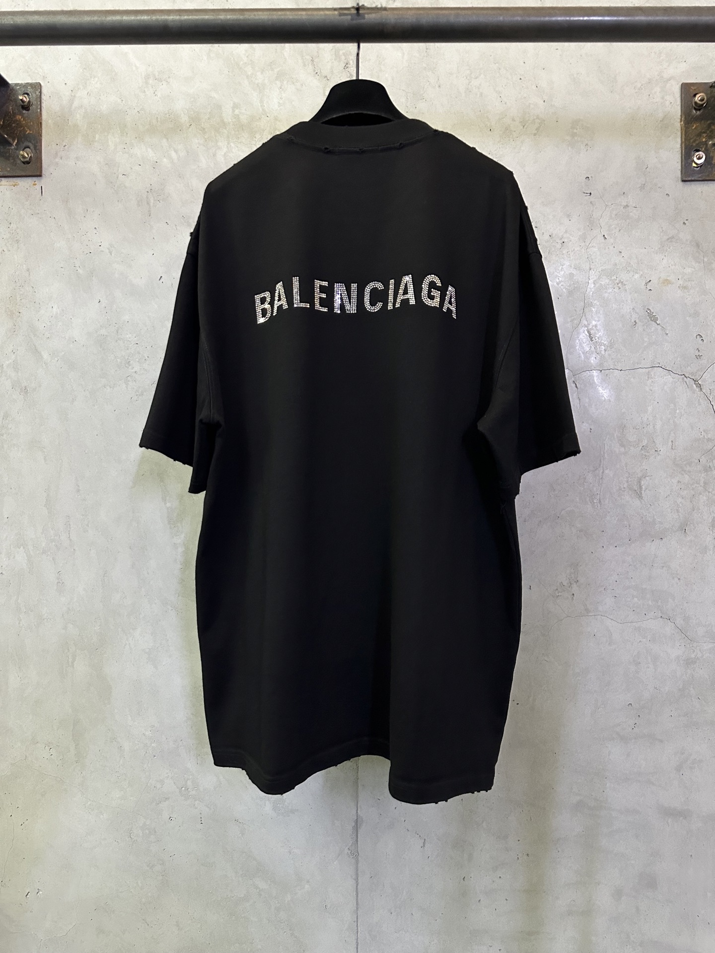 Balenciaga Balenciaga 巴黎世家 25ss 前后字母烫钻洗水短袖T恤